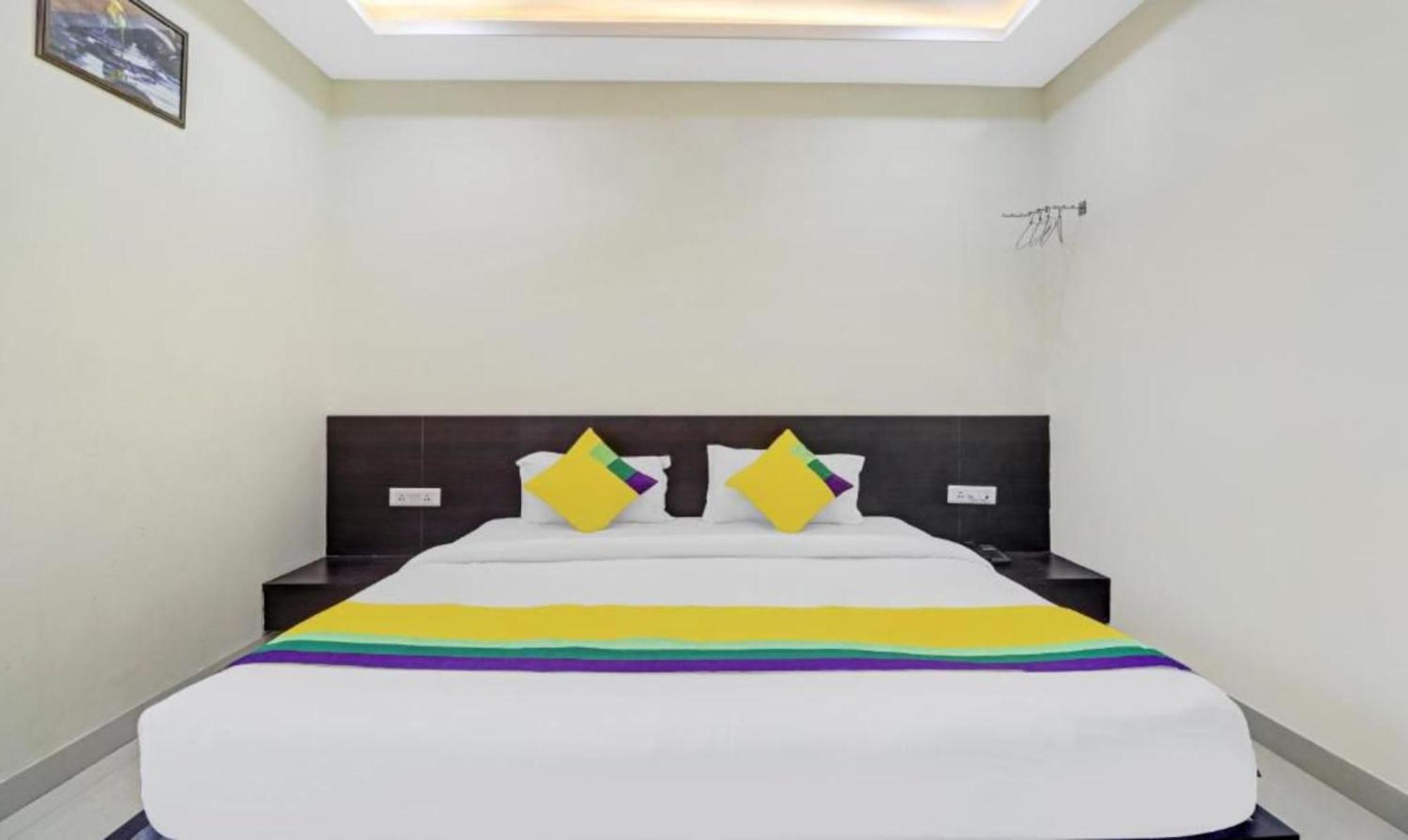 Hotel Ravi Residency Bharatpur Esterno foto